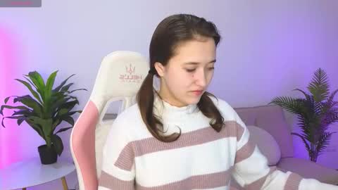 Snapshot of danikazola chatting on February 1, 2026, 7:18 am danikazola online show from February 1, 2026, 7:18 am