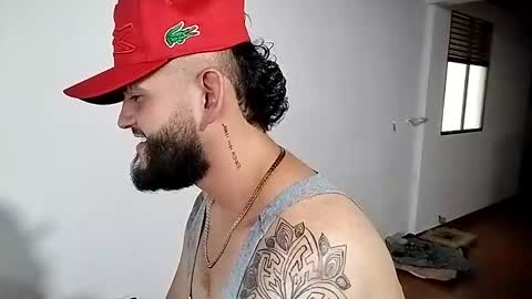 Snapshot of daniloh_xxx chatting on October 26, 2025, 4:24 pm daniloh_xxx online show from October 26, 2025, 4:24 pm