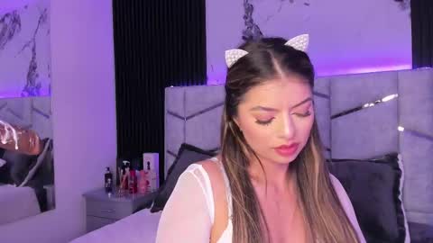 Snapshot of daniphoenixx chatting on March 6, 2025, 10:47 pm Dani Phonenix online show from March 6, 2025, 10:47 pm