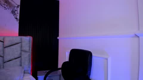 Snapshot of daniphoenixx chatting on September 8, 2025, 7:57 pm Dani Phonenix online show from September 8, 2025, 7:57 pm