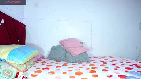 Snapshot of danisabrownn chatting on December 19, 2024, 12:34 pm danisabrownn online show from December 19, 2024, 12:34 pm