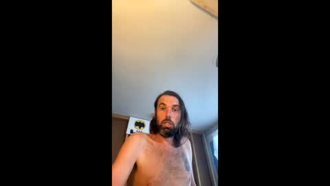 ZyRaMaxx online show from February 21, 2025, 1:11 pm