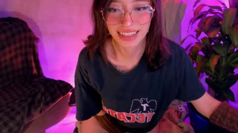 Snapshot of danita_veelz chatting on May 16, 2026, 7:01 pm danita_veelz online show from May 16, 2026, 7:01 pm