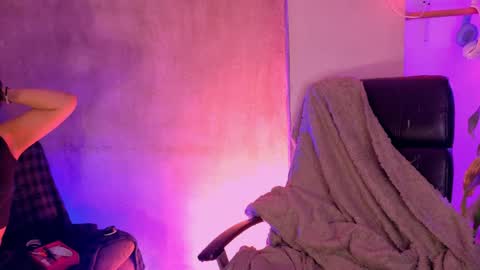 Snapshot of danita_veelz chatting on May 24, 2026, 1:10 am danita_veelz online show from May 24, 2026, 1:10 am
