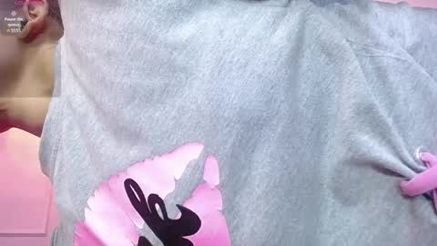 danna7cute online show from April 23, 2026, 9:28 pm