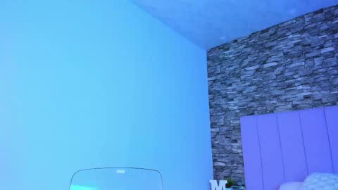 Snapshot of danna999 chatting on September 23, 2025, 10:35 pm danna999 online show from September 23, 2025, 10:35 pm