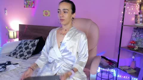 Dannacastle online show from February 5, 2025, 8:00 am