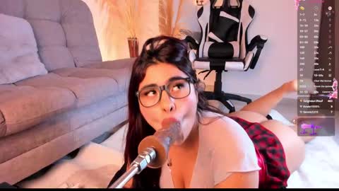 danna_adams1 online show from February 12, 2025, 2:35 am