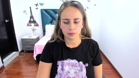 Danna martinezz online show from January 9, 2025, 3:26 am