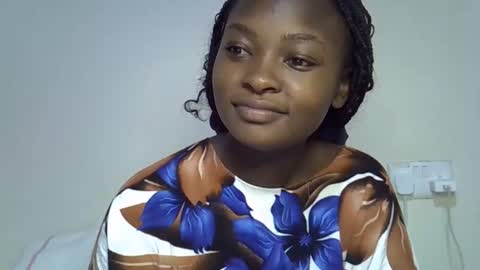 danna_miki online show from December 14, 2025, 10:03 pm