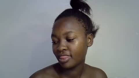 danna_miki online show from January 15, 2026, 11:04 am