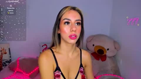 Danna Rhodes online show from May 8, 2026, 6:41 am