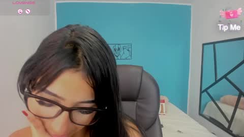 Danna online show from June 3, 2026, 3:50 pm