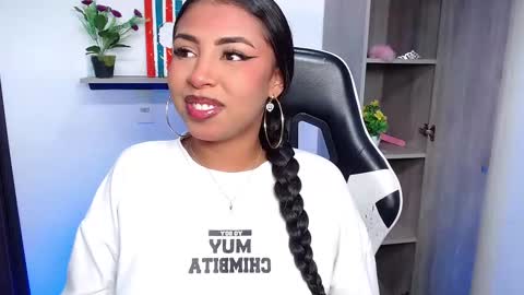 Snapshot of danna_schmidt23 chatting on November 12, 2025, 3:12 pm Danna online show from November 12, 2025, 3:12 pm