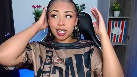 Snapshot of danna_schmidt23 chatting on March 16, 2026, 8:29 am Danna online show from March 16, 2026, 8:29 am