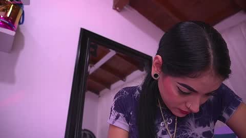 Snapshot of dannaberlin chatting on September 19, 2025, 7:25 pm Danna Berlin  online show from September 19, 2025, 7:25 pm