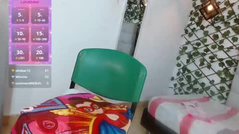 dannaberlin_0 online show from December 14, 2024, 4:09 pm