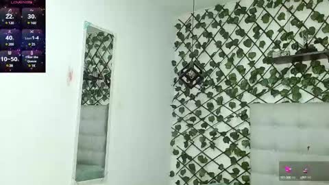 dannaberlin_0 online show from December 28, 2024, 12:56 pm