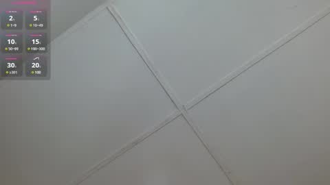 dannaberlin_0 online show from January 3, 2025, 12:08 pm