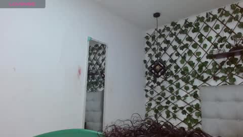 dannaberlin_0 online show from January 11, 2025, 12:18 pm