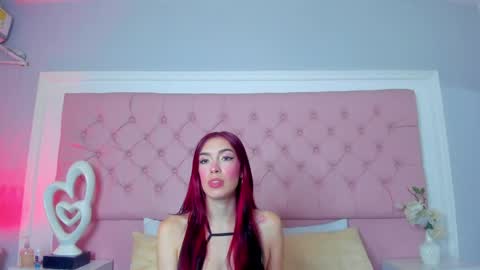 Danna  online show from May 26, 2026, 7:26 am