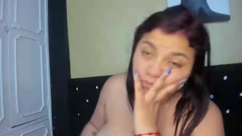 Danna Garza online show from March 10, 2025, 10:37 am