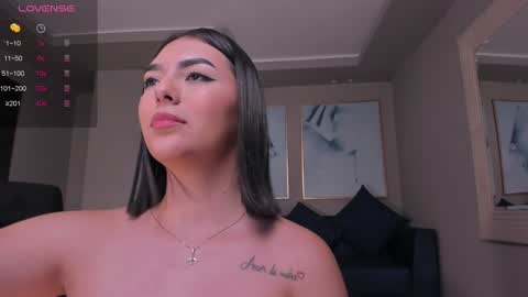 Danna Gibbs online show from January 27, 2025, 11:00 pm
