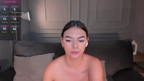 Danna Gibbs online show from February 4, 2025, 11:16 pm