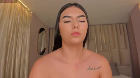 Danna Gibbs online show from February 21, 2025, 1:33 am