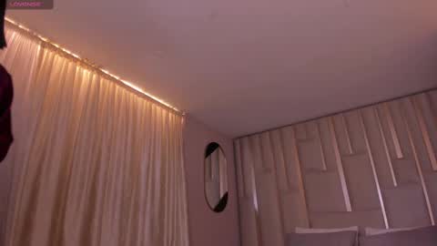 Danna Gibbs online show from March 5, 2025, 10:43 pm