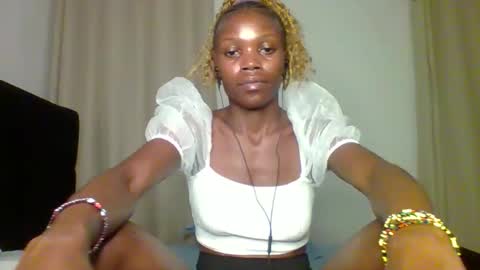 dannamikayla online show from December 16, 2025, 1:43 am