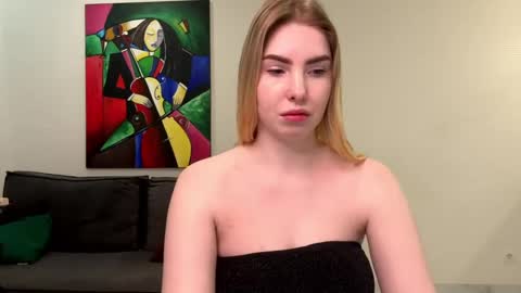 dannamissss online show from December 21, 2024, 9:04 pm