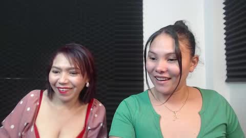 dannamomcerrat online show from December 2, 2024, 3:04 am