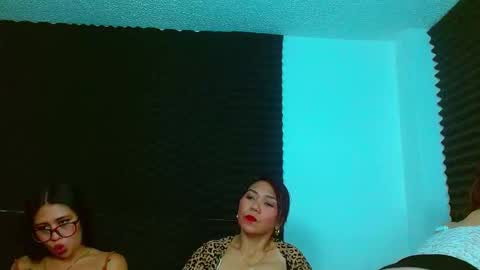 dannamomcerrat online show from January 21, 2025, 4:21 am