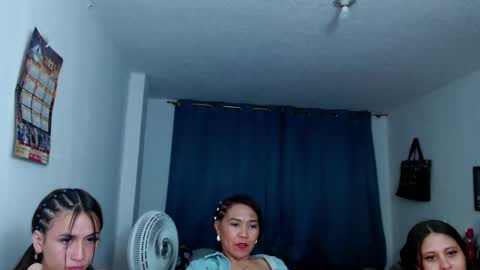 dannamomcerrat online show from February 11, 2025, 3:50 am