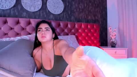 Danna online show from January 2, 2025, 8:13 pm