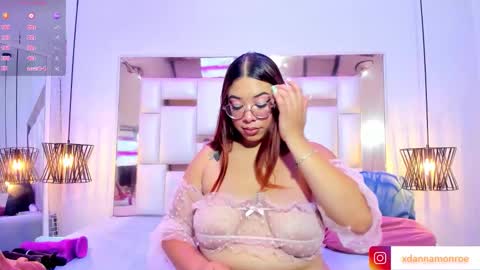 Snapshot of danniamonroee chatting on September 23, 2025, 2:25 am Danna Monroe  online show from September 23, 2025, 2:25 am