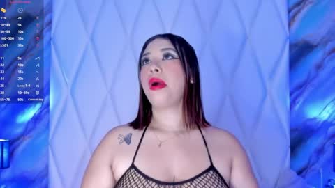 Danna Monroe  online show from May 6, 2026, 11:48 am