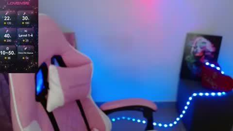 Maddisoon online show from June 22, 2026, 3:25 am
