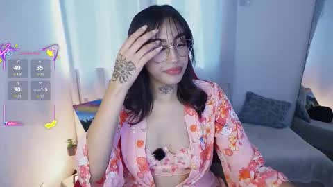 Snapshot of dannielle_ chatting on February 11, 2026, 8:03 pm online show from February 11, 2026, 8:03 pm