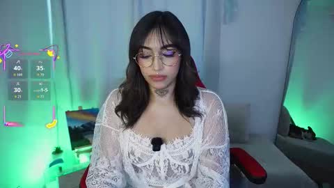 Snapshot of dannielle_ chatting on March 24, 2026, 7:52 pm online show from March 24, 2026, 7:52 pm