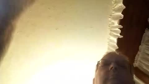 Snapshot of dannowisc chatting on March 11, 2026, 4:18 am dannowisc online show from March 11, 2026, 4:18 am