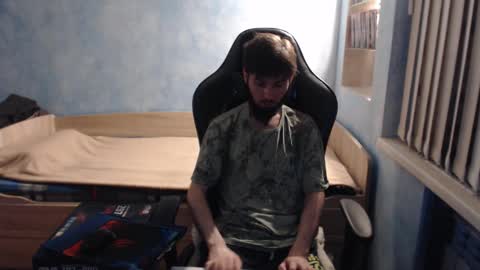 Snapshot of danny634 chatting on September 30, 2025, 1:54 am Danny online show from September 30, 2025, 1:54 am