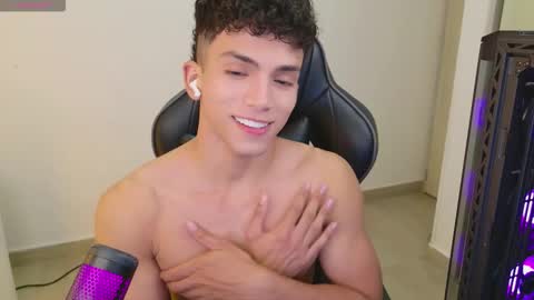 D A N N Y online show from September 27, 2025, 1:32 am