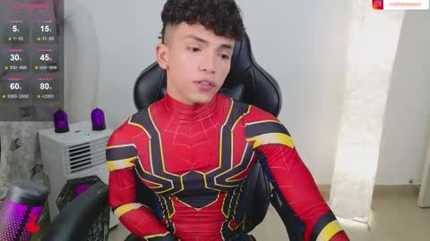 D A N N Y online show from November 4, 2025, 11:26 pm