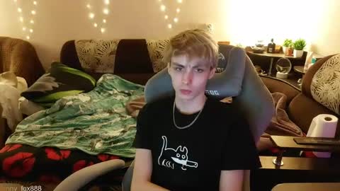 Snapshot of danny_fox888 chatting on May 1, 2026, 7:40 pm Daniel online show from May 1, 2026, 7:40 pm
