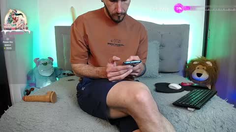 Snapshot of danny_hot_fun chatting on February 2, 2025, 4:37 am Danny and Alex online show from February 2, 2025, 4:37 am