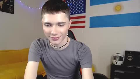 Snapshot of danny_noir chatting on October 16, 2025, 1:12 pm Danny online show from October 16, 2025, 1:12 pm