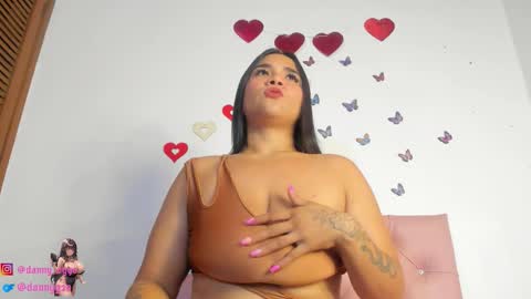 Snapshot of danny_og chatting on October 17, 2025, 4:04 am Danny online show from October 17, 2025, 4:04 am