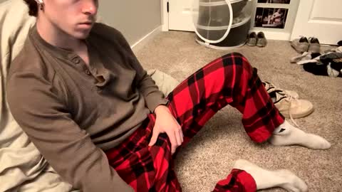 Snapshot of danny_sexbang_3000 chatting on February 13, 2025, 6:41 am danny_sexbang_3000 online show from February 13, 2025, 6:41 am